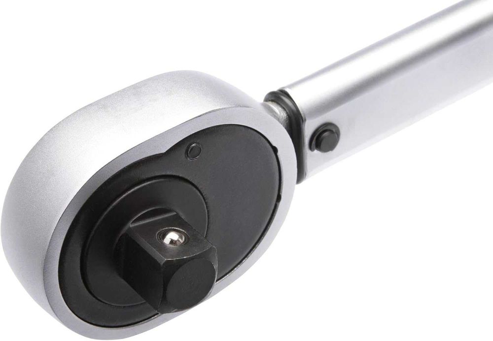 ПРОДАВАМ чисто нов динамометричен ключ.