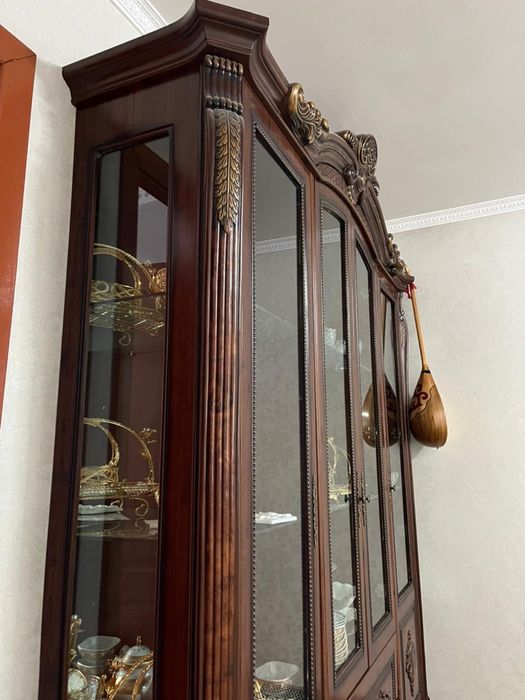 Стенка для посуда