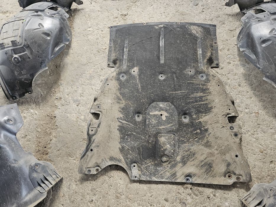 Подкалник кора под мотора подкалници бмв bmw f30 f31 ф30 ф31 двигателя