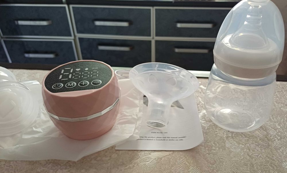 Аёллар учун кýкрак сутини соғиш учун икки хил аппарат.