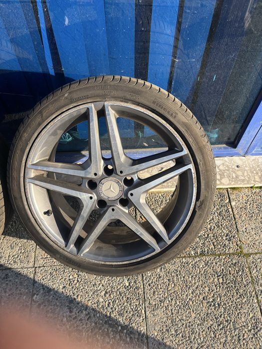 Джанти със гуми за мерцедес225 40 18