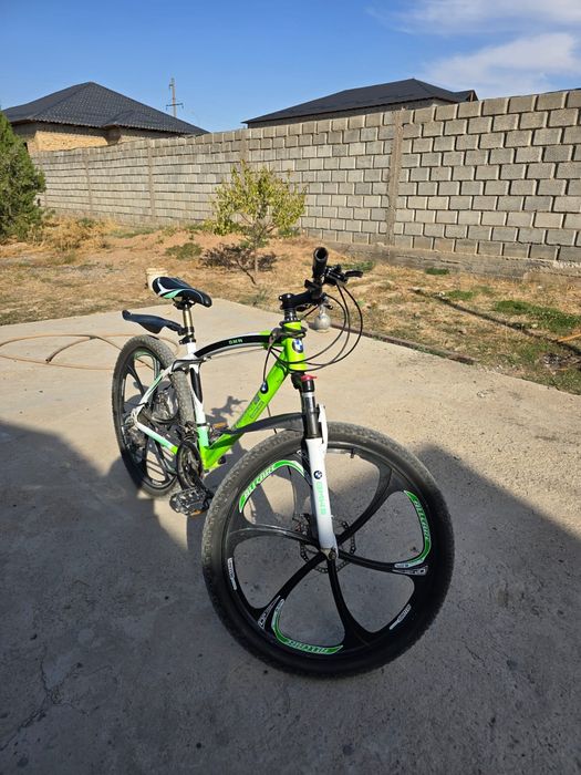 BMW SUPER BIKE! | Велосипед