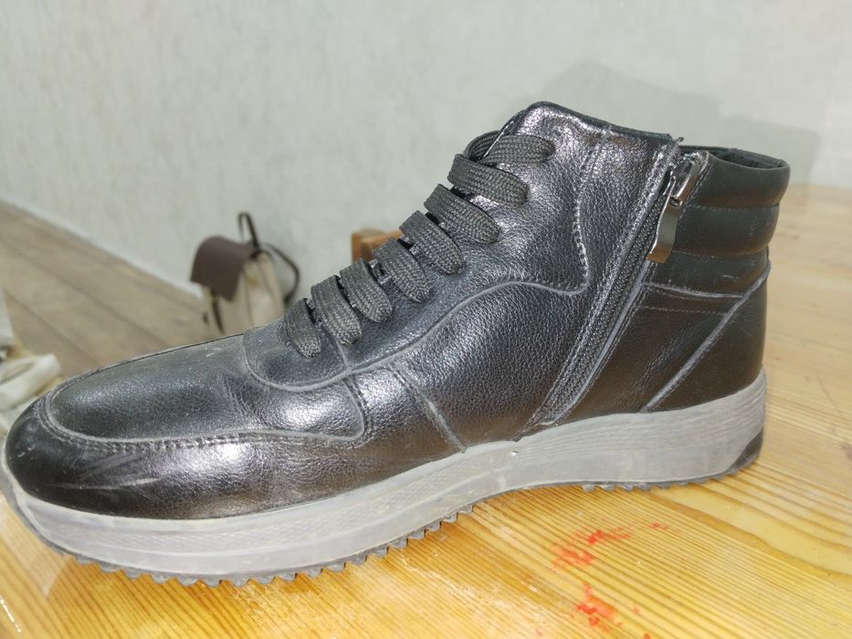 Продам обувь зимняя