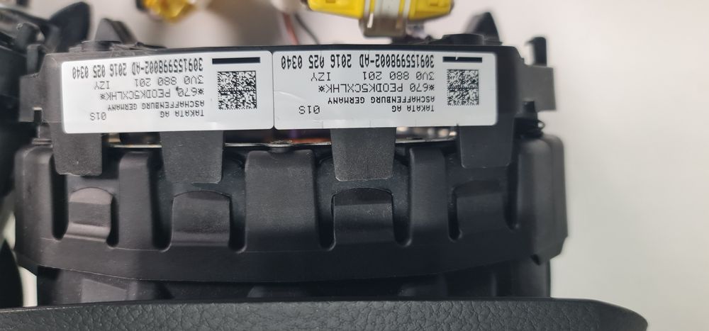 Airbag Volan Skoda Octavia/Rapid/Fabia/Superb/Kadjar/

Se potrivește p