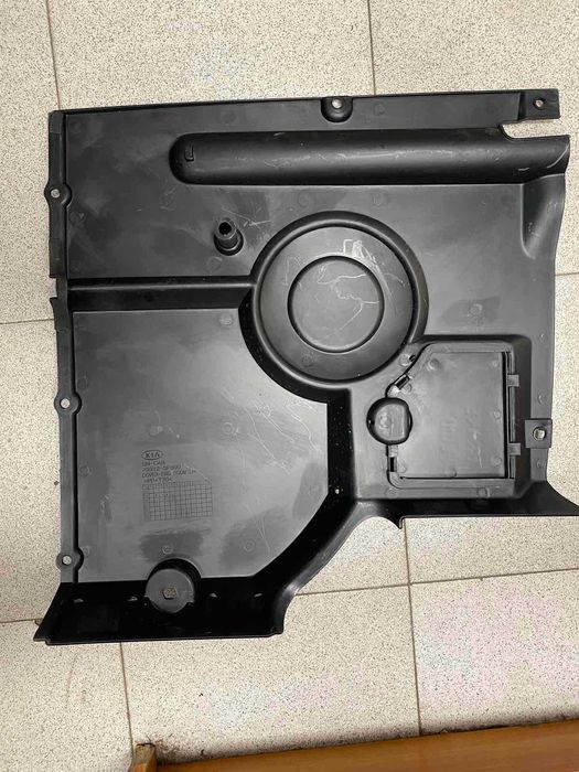 Кора над двигател Kia Opirus/Amanti  293123F000
