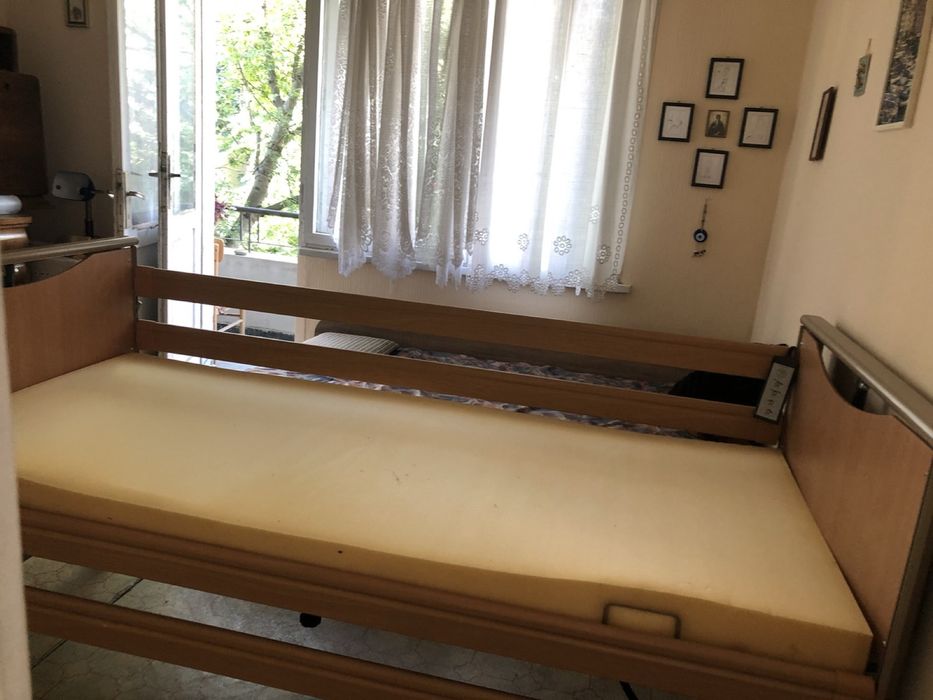 Болнично ел. легло Vermeiren Luna Basic