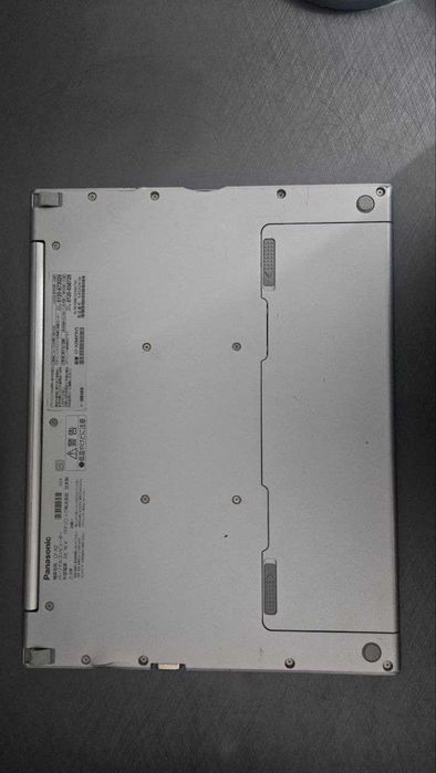 Panasonic Let's note CF-XZ6 | i5-7300U, 8GB RAM, 256GB SSD