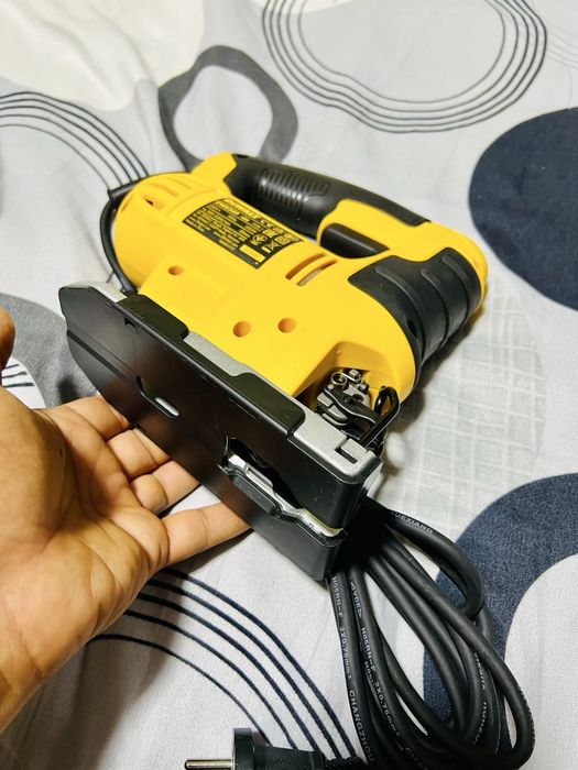 Fierastrau pendular DeWalt DWE349 nou