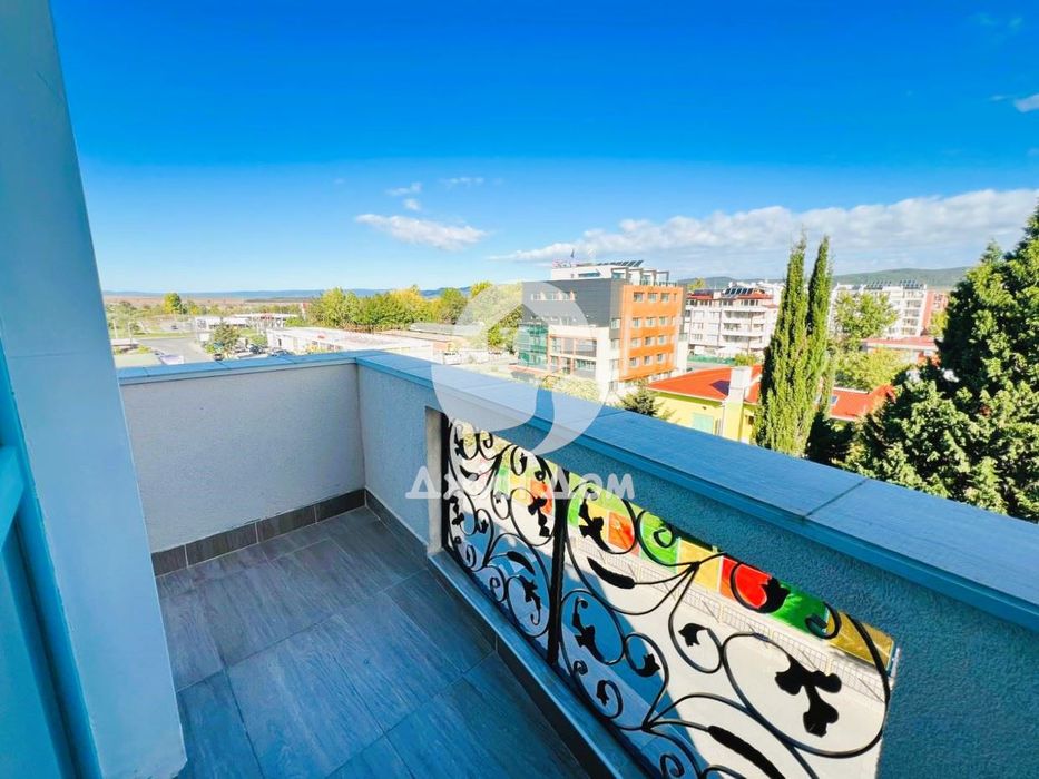 Продава се Тристаен апартамент в к.к. Слънчев бряг - 125 кв.м за 1760 €/кв.м - Снимка #4