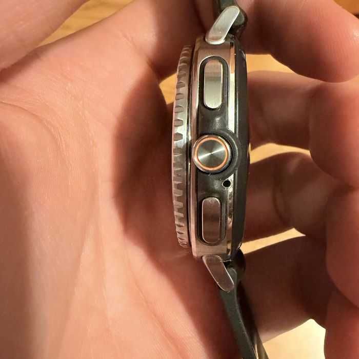 Samsung Galaxy Watch8 Classic 46mm (Bluetooth + LTE + Wi-fi) si Garantie pana in 12.2027
