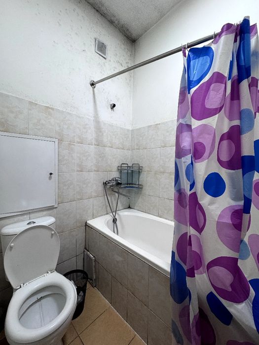 Kvartira qizlar ucun sergeli