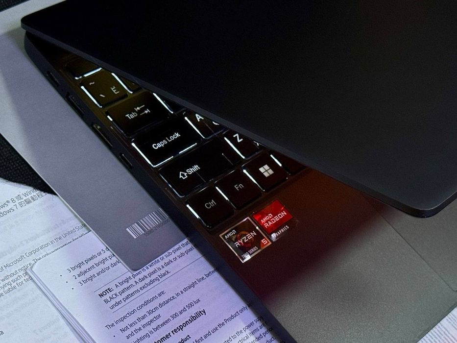 COREBOOK X 2K EKRAN bizness toifadagi 13-Avlod Processorli 512Gb XOTIR