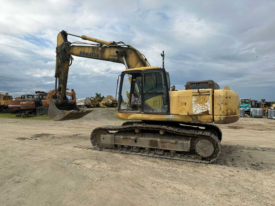 Dezmembram excavator KOMATSU PC 290 , PC 350-piese de schimb Komatsu