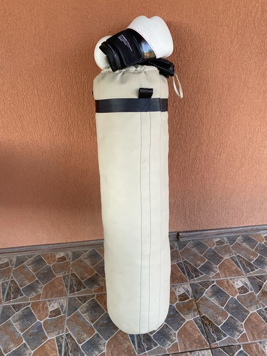 Vand sac de box + manusi originale cadou!