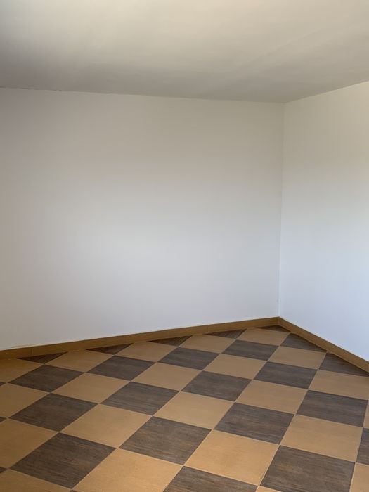 Inchiriez teren inchiriez hala inchiriez birouri