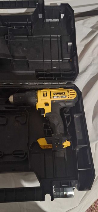 Винтоверт dewalt 18v