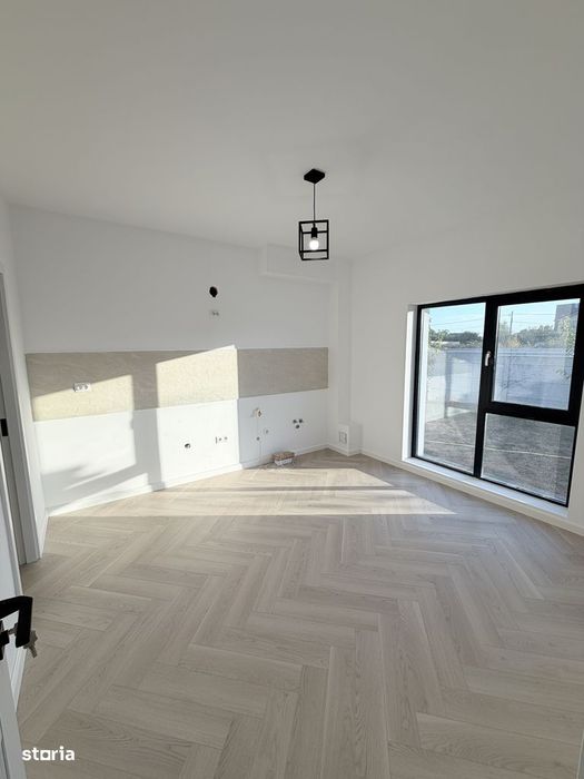 Casă individuală, teren 400 mp, toate utilitățile, gata de mutat!