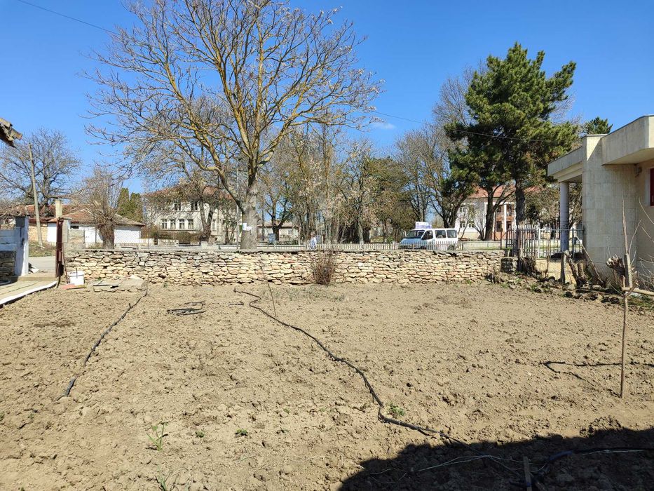 Продава се етаж от сграда в Спасово