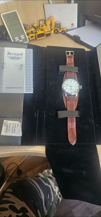 Часы Слава Нестеров