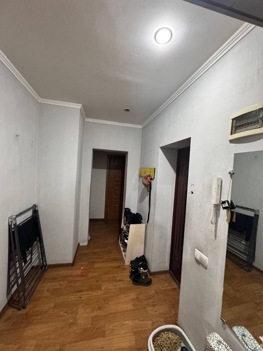 Срочно Продаётся 2-х комнатная квартира на Метро Новза!