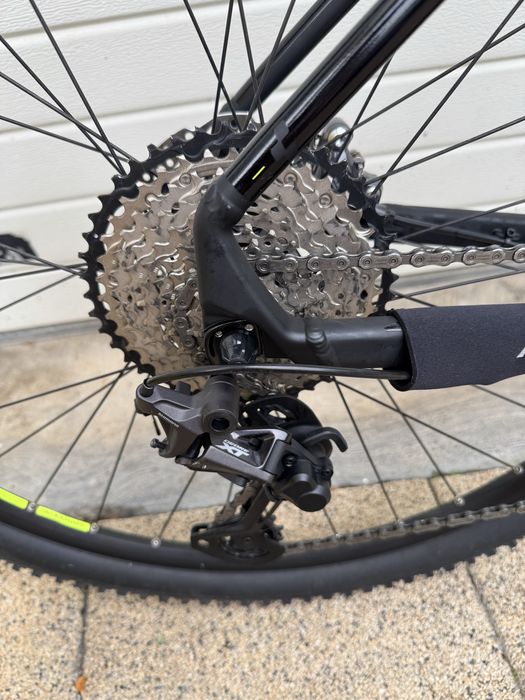 Bicicleta MTB Cube Race One Hardtail