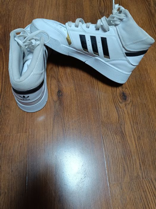 Маратонки Adidas