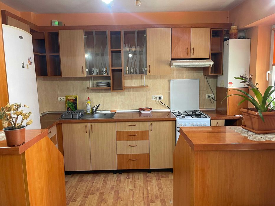 Apartament 3 camere,proprietar, Girocului