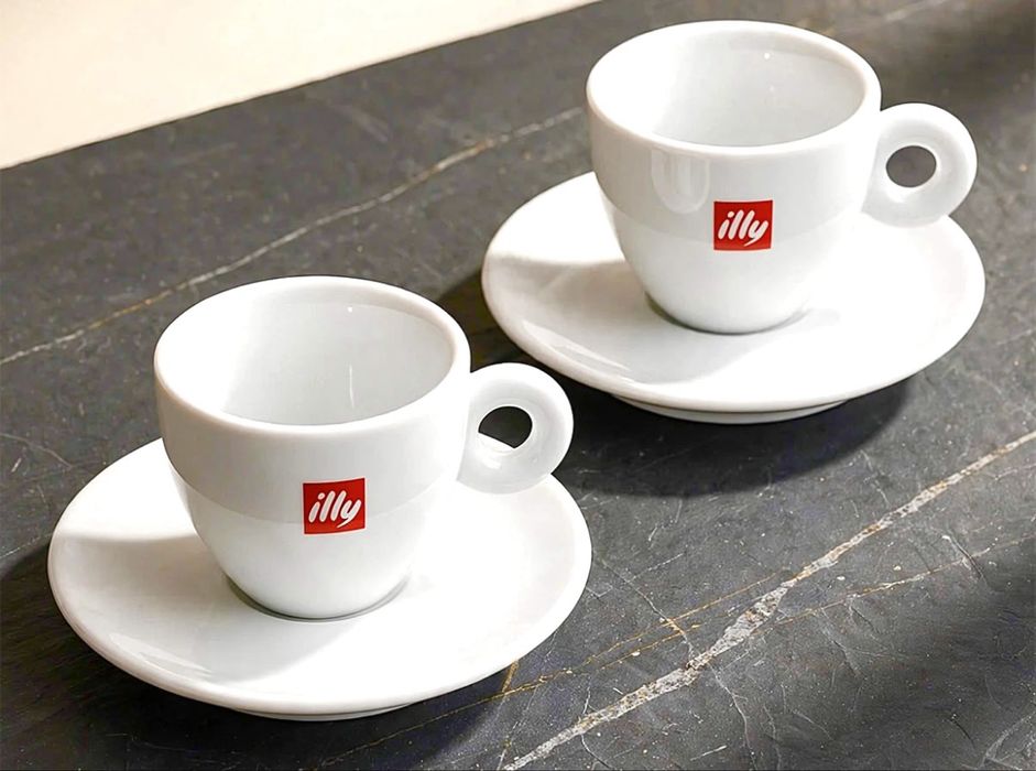 Cesti profesionale  pentru cafenele  sau casa! Illy
