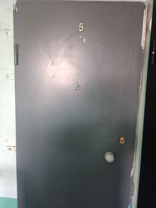 Срочно продается 1 комнатная квартира своя