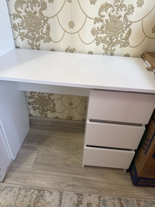 Кішкентай комод.