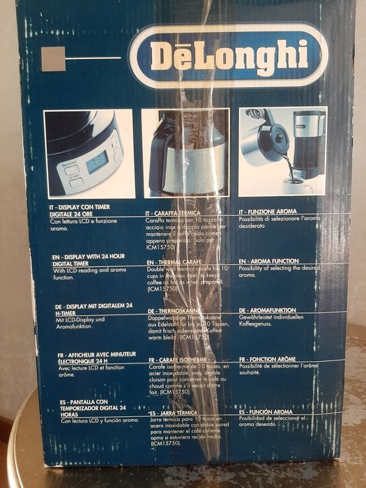 Продам кофеварку Delonghi