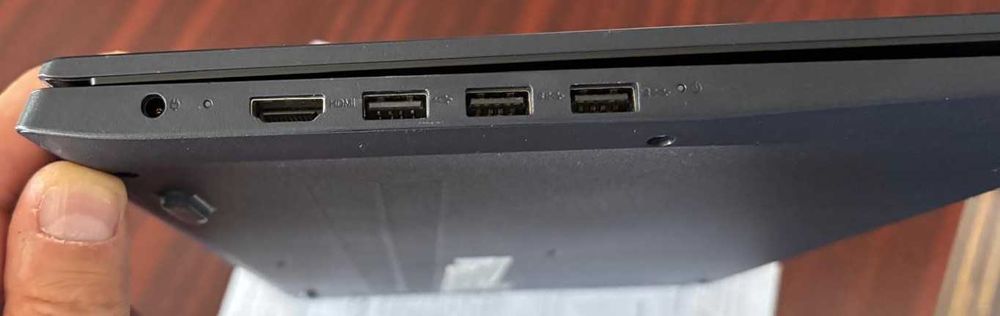 Laptop Lenovo IdeaPad 3 15 inch Model 81WE I5 gen 10