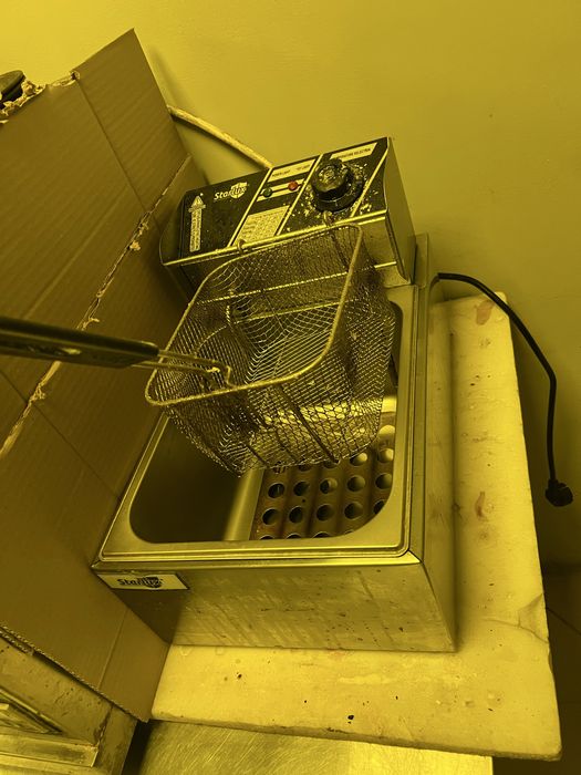 кафенын барлык заттарын сатамын