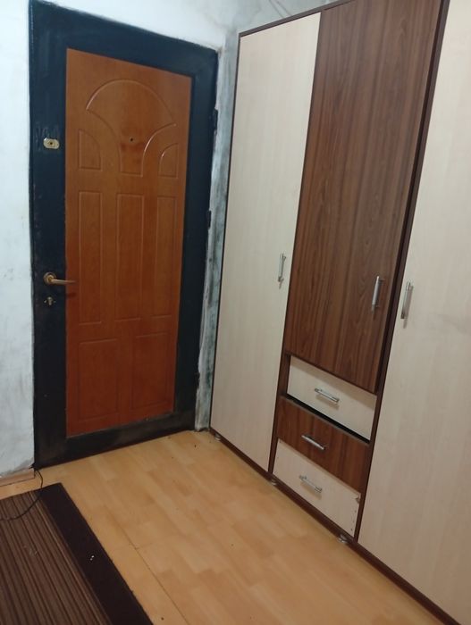 Garsonieră de vânzare 13000 euro negociabil