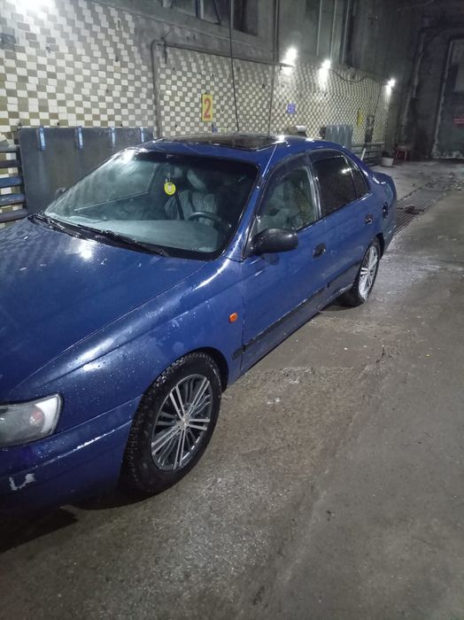 Продам Toyota Carine E