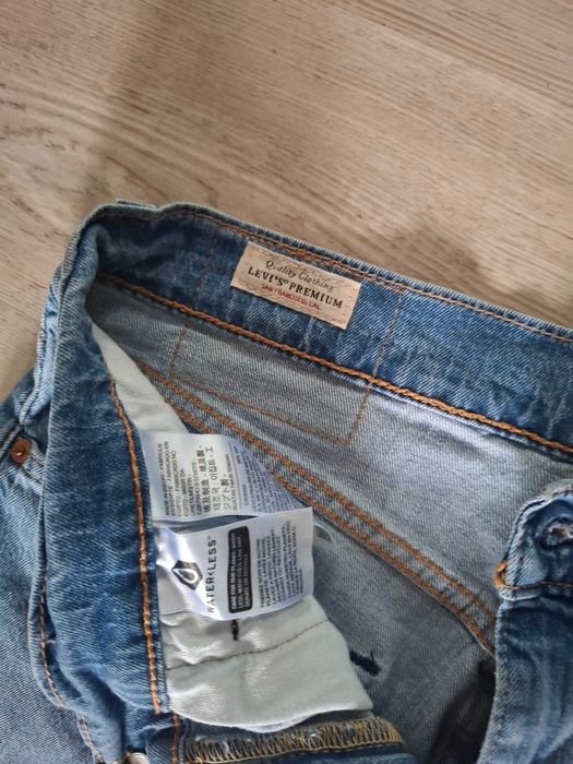 Blugi Levis barbati