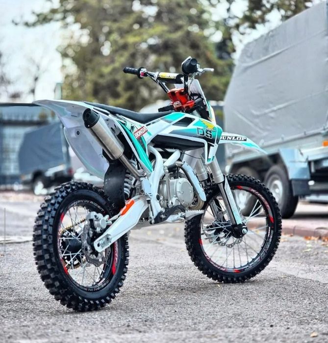 Питбайк 125куб цепной мотор 4т