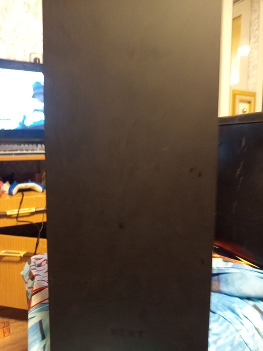 Геймърски компютър – RX 6600 8GB + Ryzen 5 1400 + 24 GB RAM + SSD