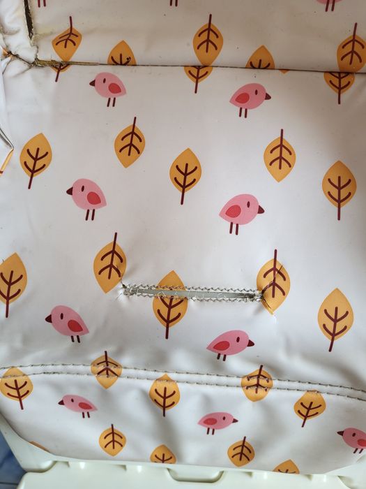 Scaun de masa chicco polly