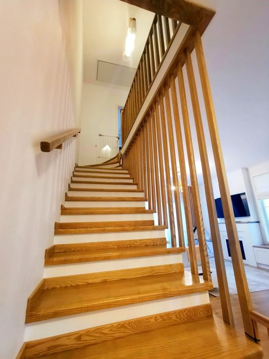 Tunari - casă duplex lângă pădure