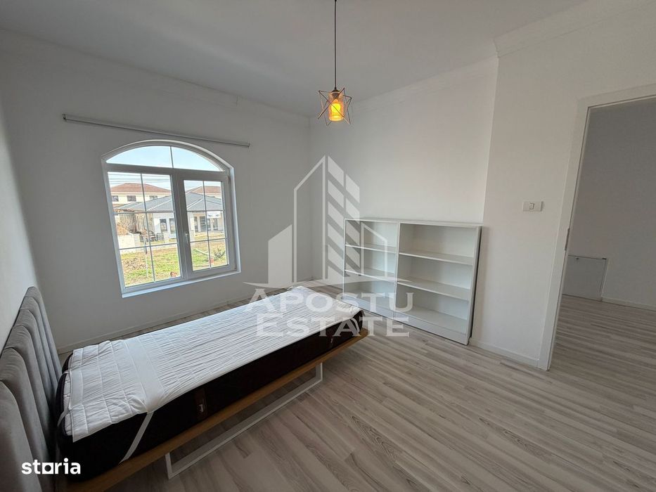 Jumatate de duplex de inchiriat, localitatea Mosnita Noua