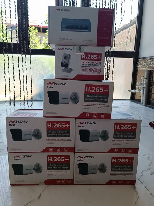 Камера наблюдения HIK Vision