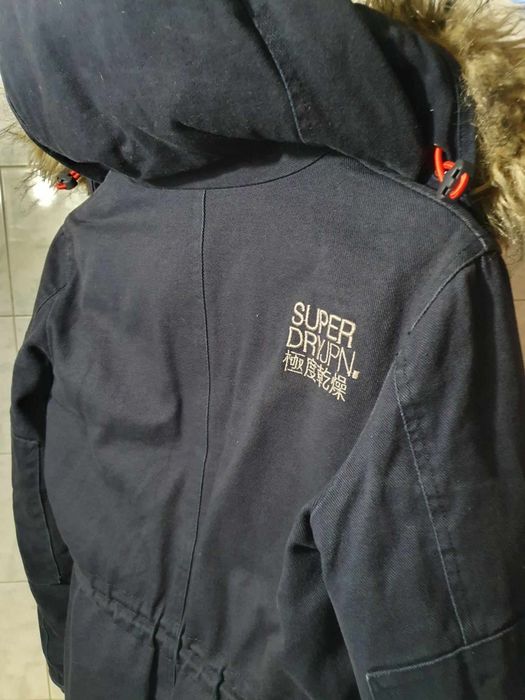 Яке палто парка  superdry xs / S 34 / 36 естествен  и 158 см става същ