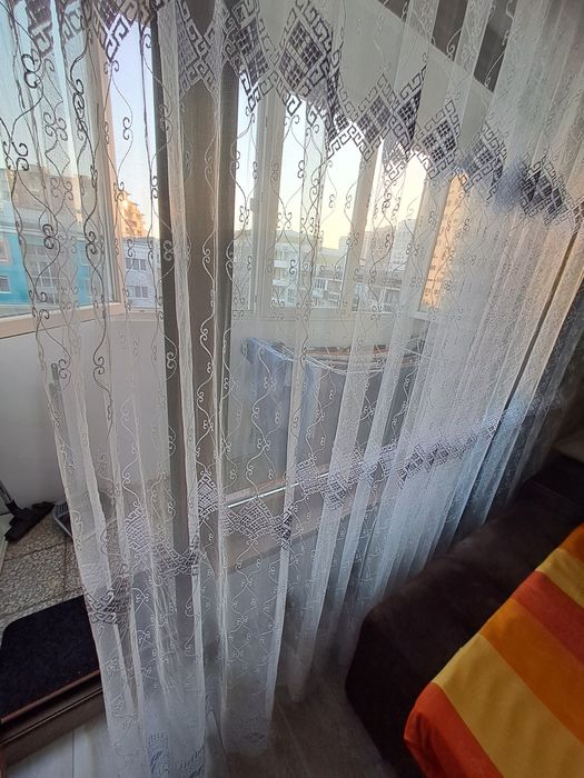 Бяло  дантелено перде