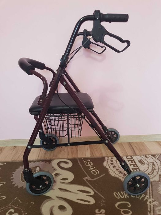 Rolator cu 4 roti