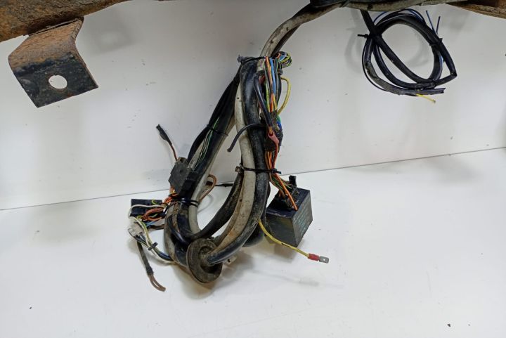 Carlig remorca Ford Transit a 3-a generatie