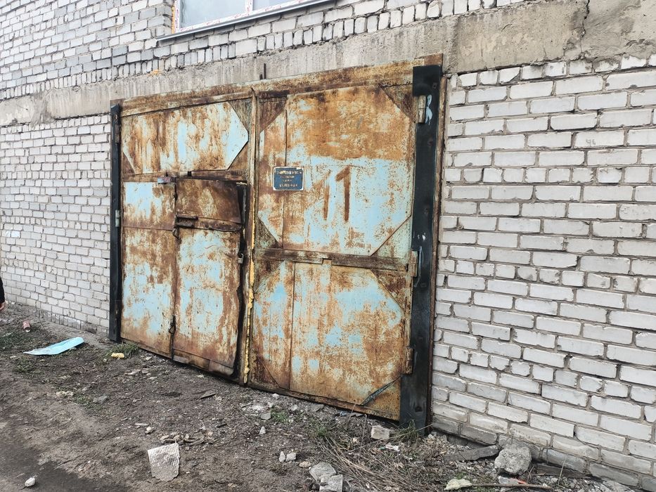 Ворота гаражные и для бокса