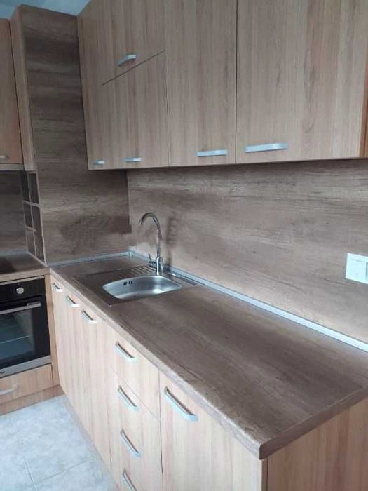 Дава се под наем Тристаен апартамент в София, Слатина - 87 кв.м за 700 € - Снимка #1
