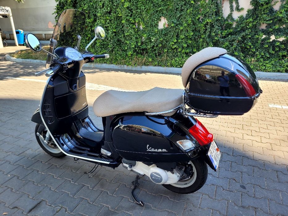 Piaggio Vespa 250 GTS