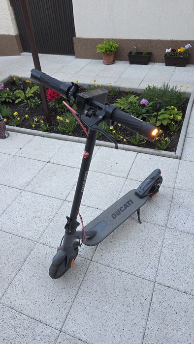 Trotineta Ducati
